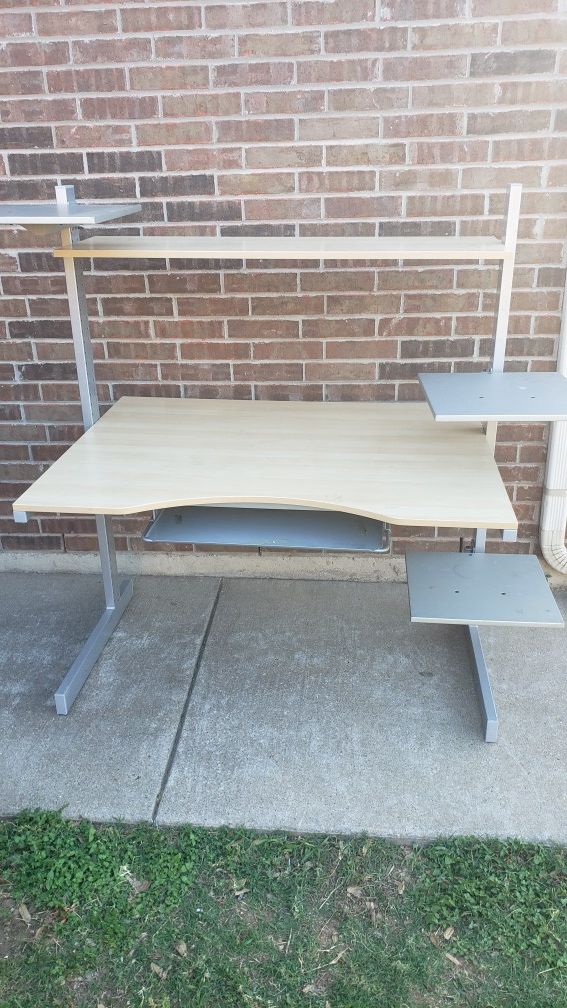 IKEA desk metal wood for Sale in Fort Worth, TX OfferUp