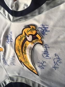 Sabres jersey 2009-2010 team autographed