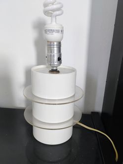 Vintage Mid-Century Modern Stacked Lucite Table Lamp