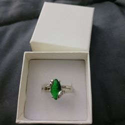 Brand New - Avon Ring - Size 7