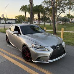 2017 LEXUS IS 200t
