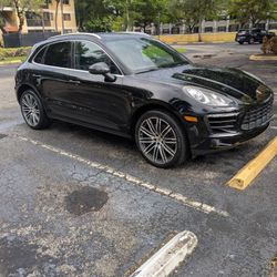 2017 Porsche Macan S Fully Loaded