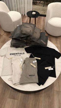 Essentials Fear of god
