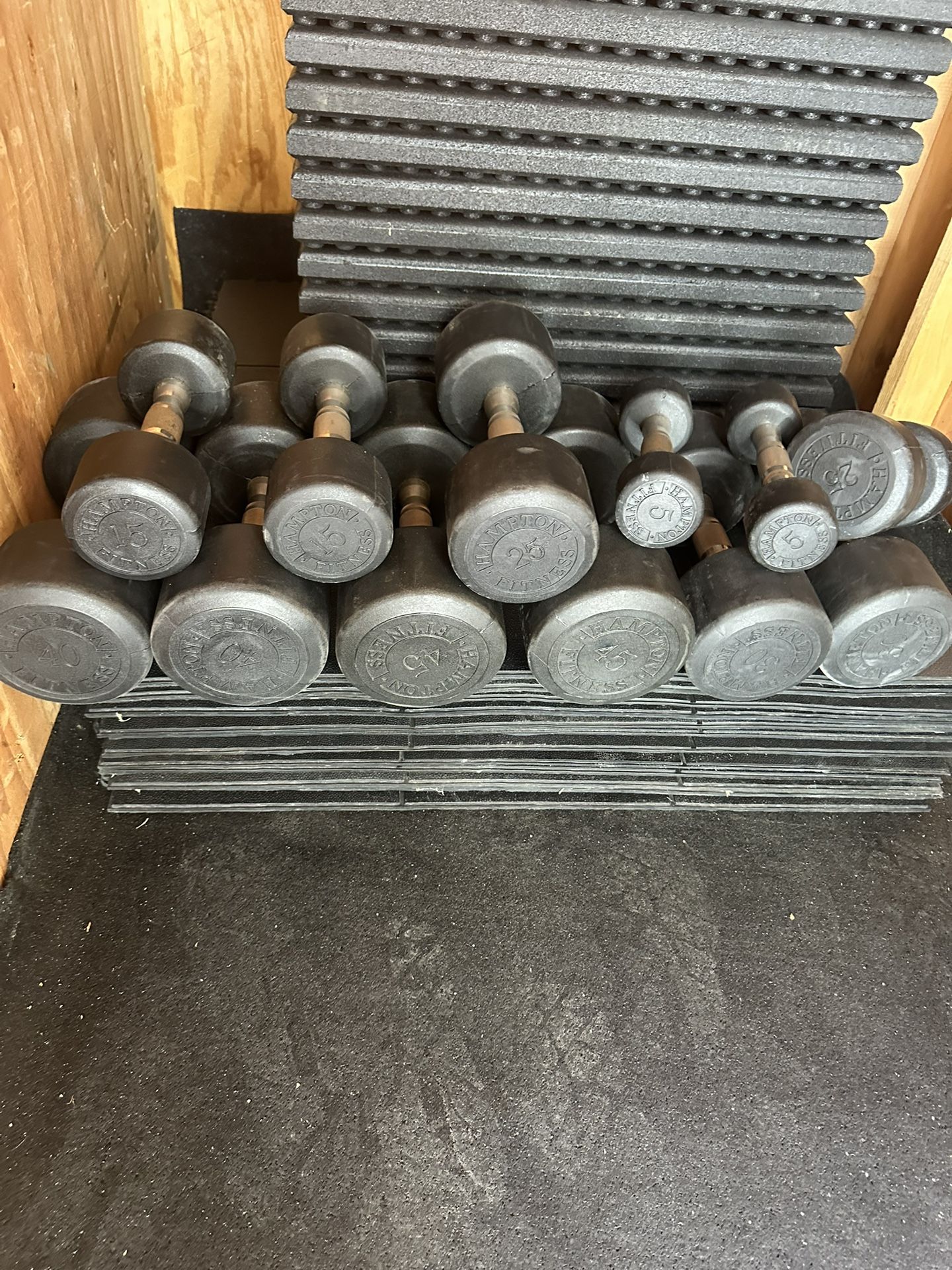 HAMPTON URETHANE DUMBBELLS