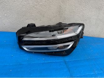 2022-2025 Genesis G70 LED Headlight LH Driver Used  OEM