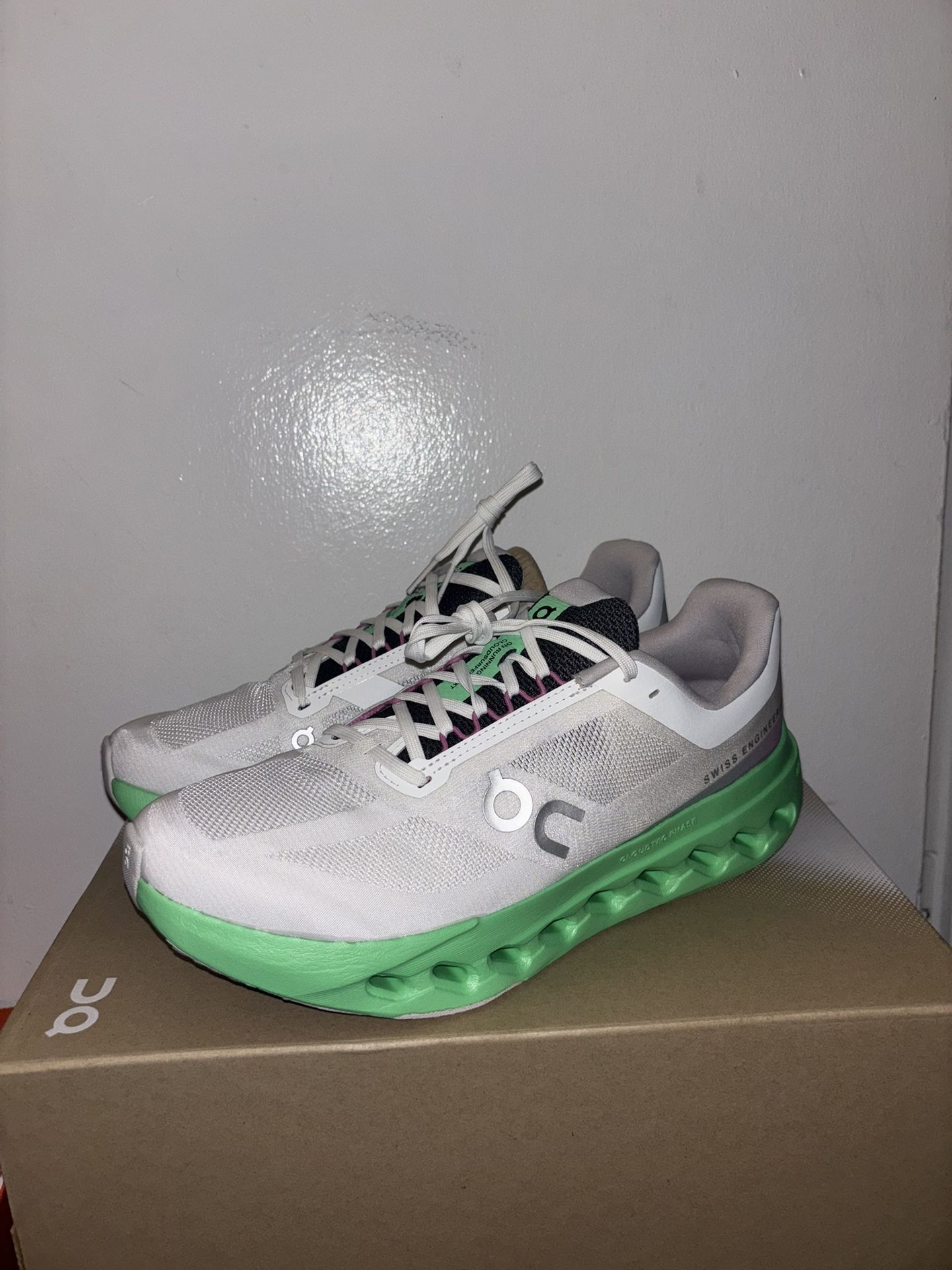 On Cloud Cloudsurfer Next