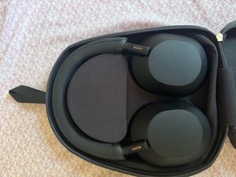 Sony WH1000XM5 Noise Cancelling Headphones