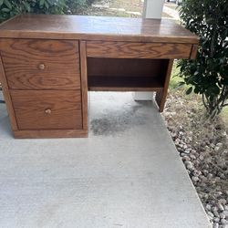 3 Pieces Wooden Desk - FREE