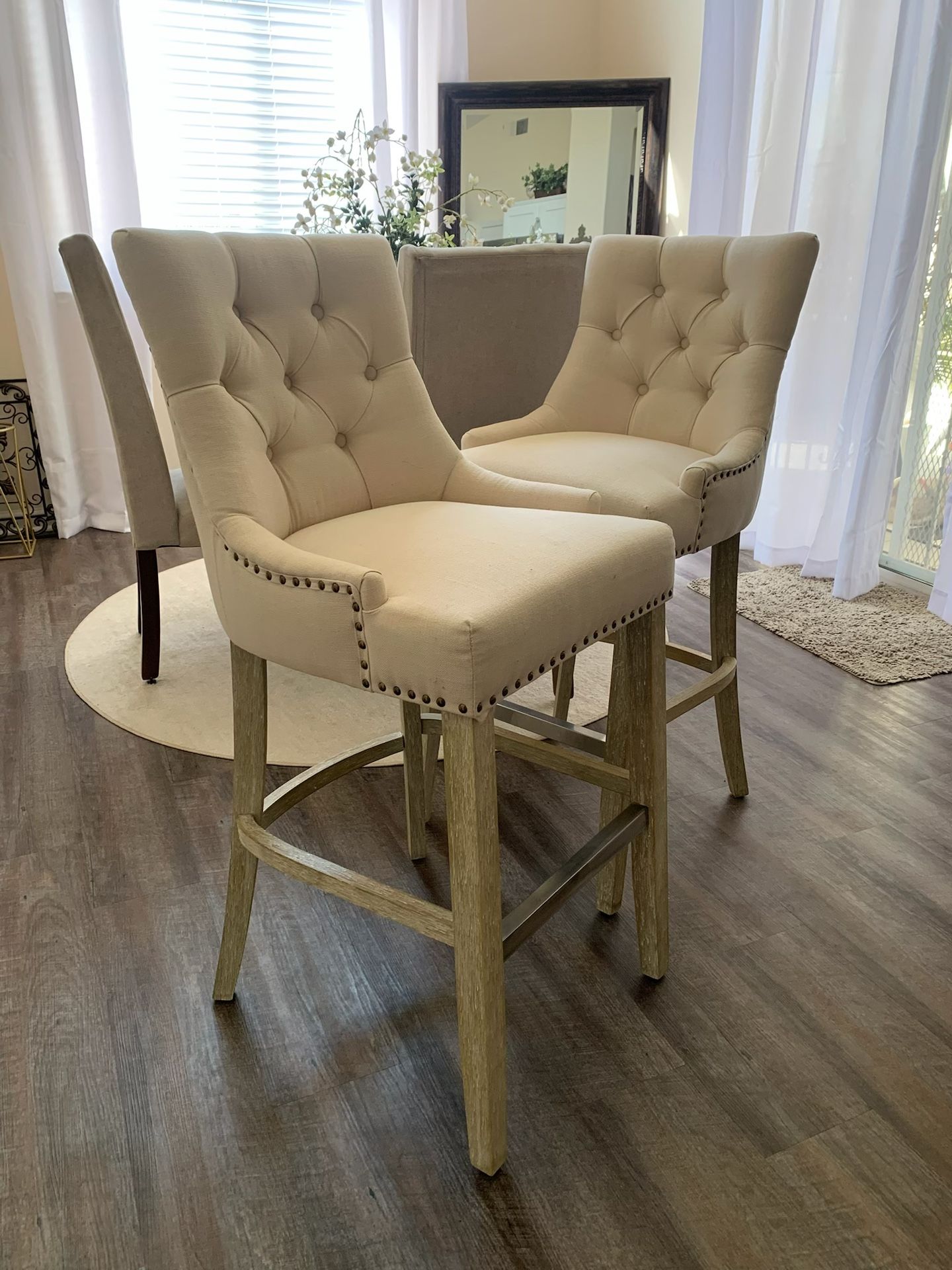 BARSTOOLS