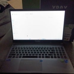 Skytech Gaming Laptop | 1 TB | 16GB RAM | Nvidia GForce 3050 graphics card