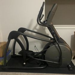 Elliptical- New! - $2.5k (30%) Cheaper than Retail Store! - Vision S70 Commercial Grade - $3,999 w/ Delivery & Assembling