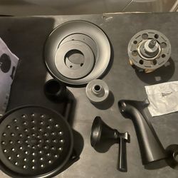 "American Standard Rumson Single-Handle 1-Spray Tub and Shower Faucet with 1.8 GPM in Matte Black (Valve Included)