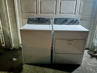 3 Pronged Electric Kenmore Washer and Dryer