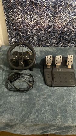 Logitech G920 racing wheel