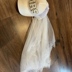 Bride MRS Trucker Hat With Removable Veil 