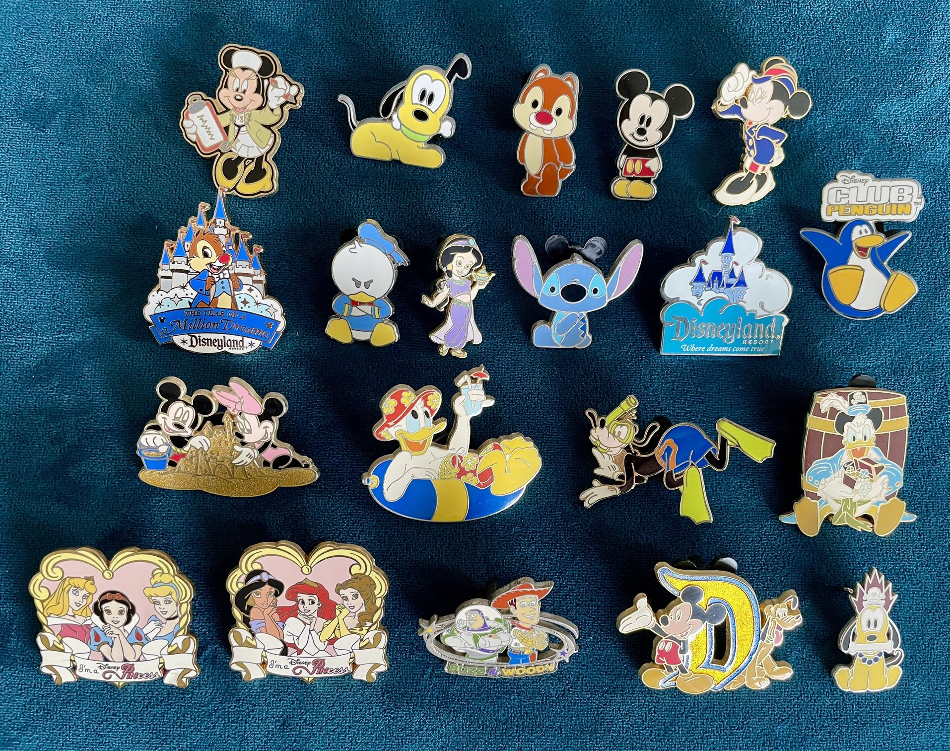 Disney Collectible Trading Pins - vintage! EUC! Dale, Donald Duck, Stitch, Jasmine, Mickey, Pluto…