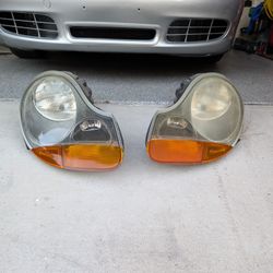 Porsche Boxster 986 Headlight