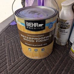 Behr premium waterproofing wood finish