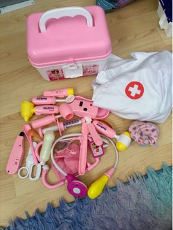 Toy doctor kit