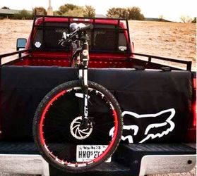 Pick Up Truck Tailgate Cover - 5 Bicycles