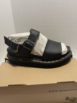 Voss Dr. Martens