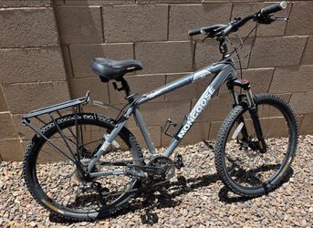 Mongoose Tyax Elite mountain bike