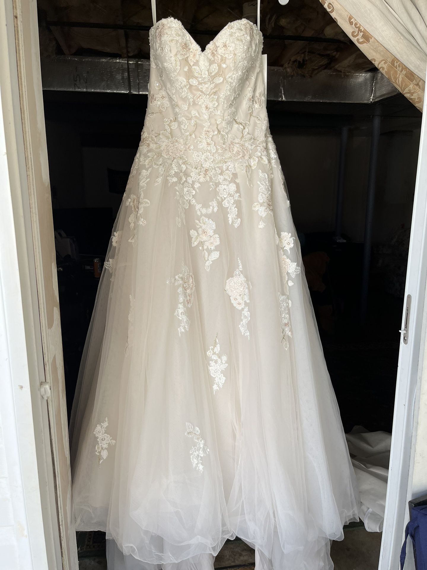 Wedding Dress Size 6 