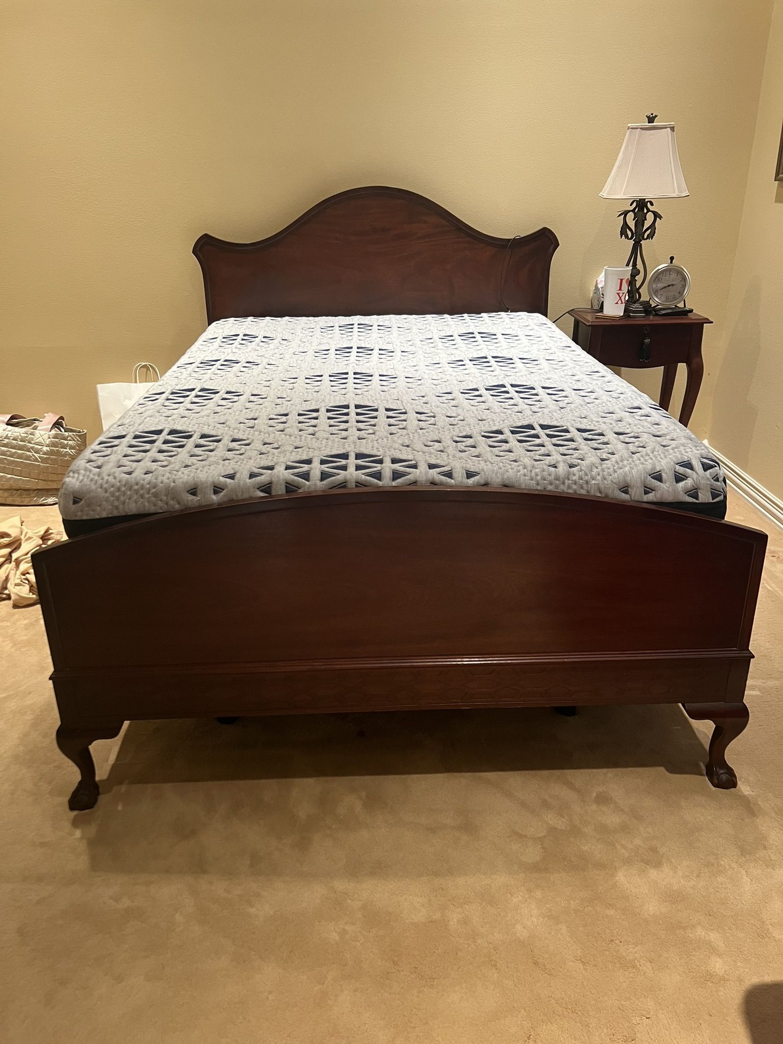 Antique bedroom suit