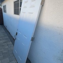 Exterior Door - Like New! Only $100 For Today Pick Up 