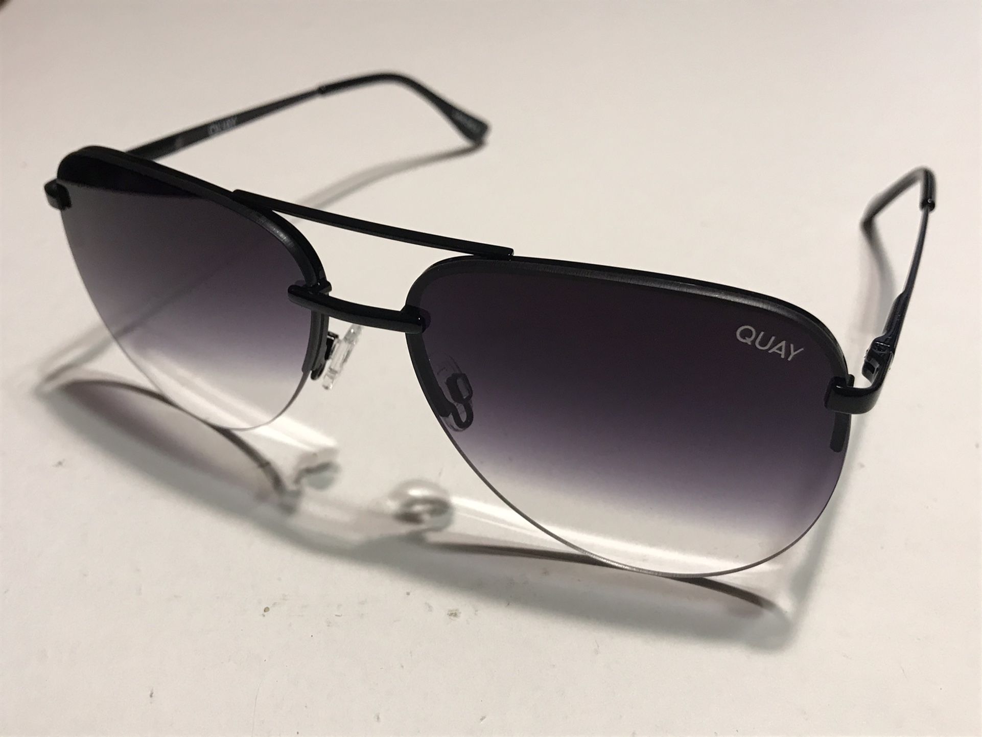 Quay “The Playa” Sunglasses