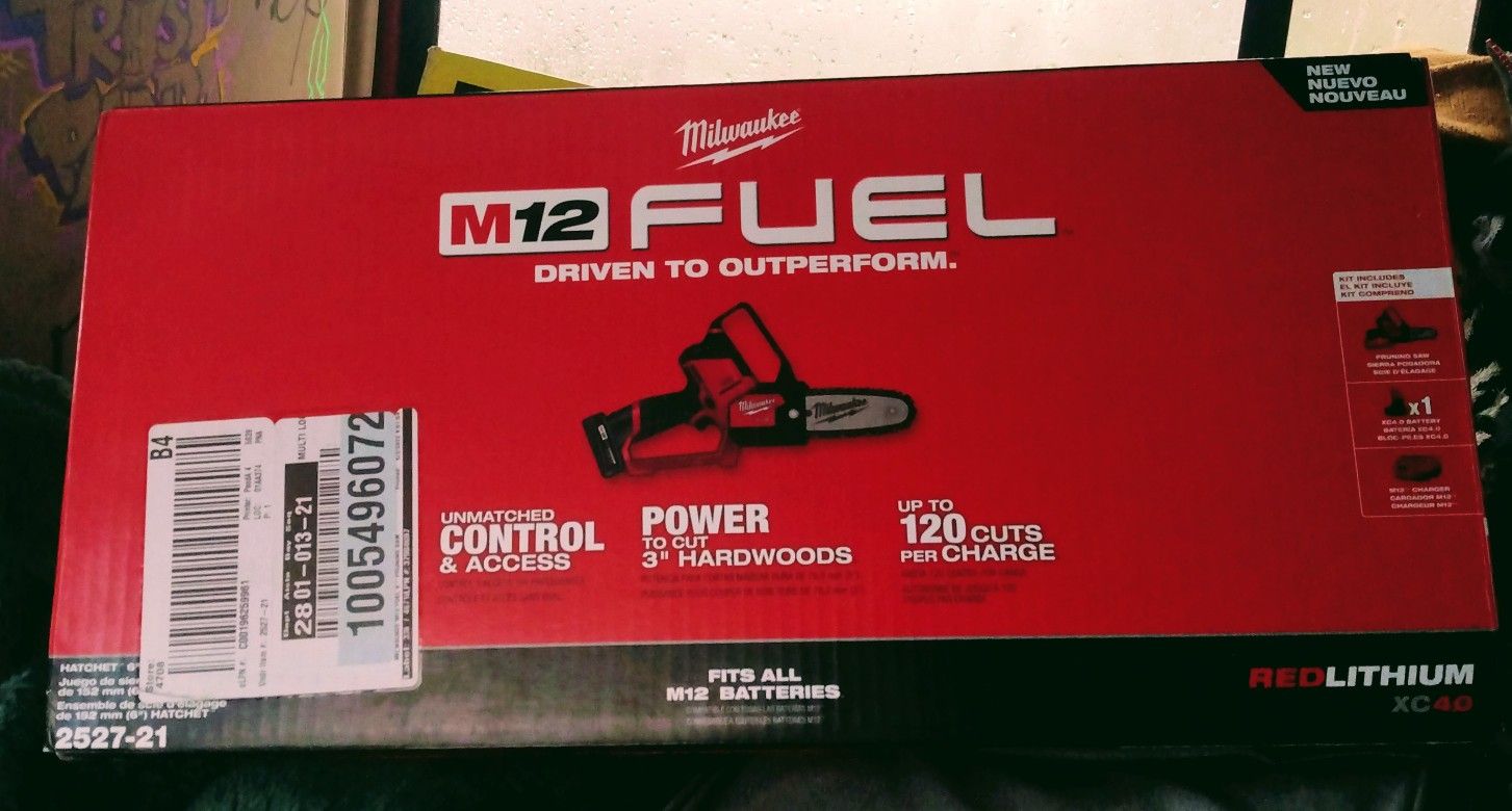 Milwaukee Chainsaw