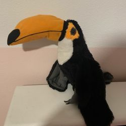 Toucan plushy