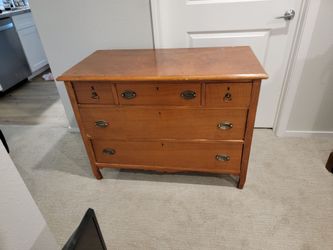Dresser