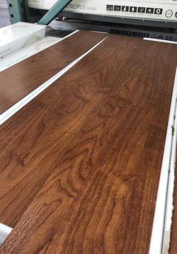 Vinyl planks