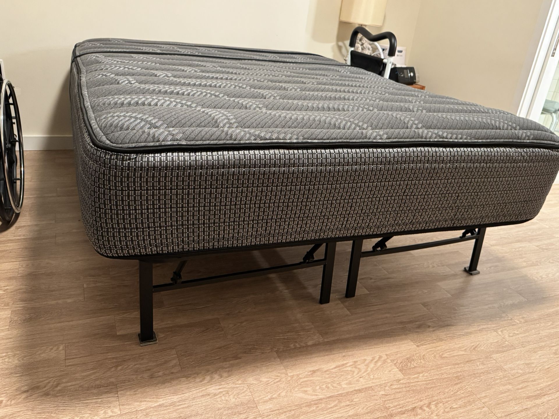 Queen Size Hybrid Mattress and Frame