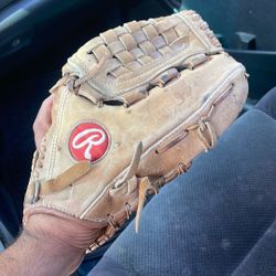 Rawlings baseball glove 12 inch