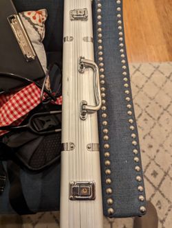 Brand New Poker Set With Briefcase