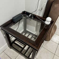 End Table / Side Table 