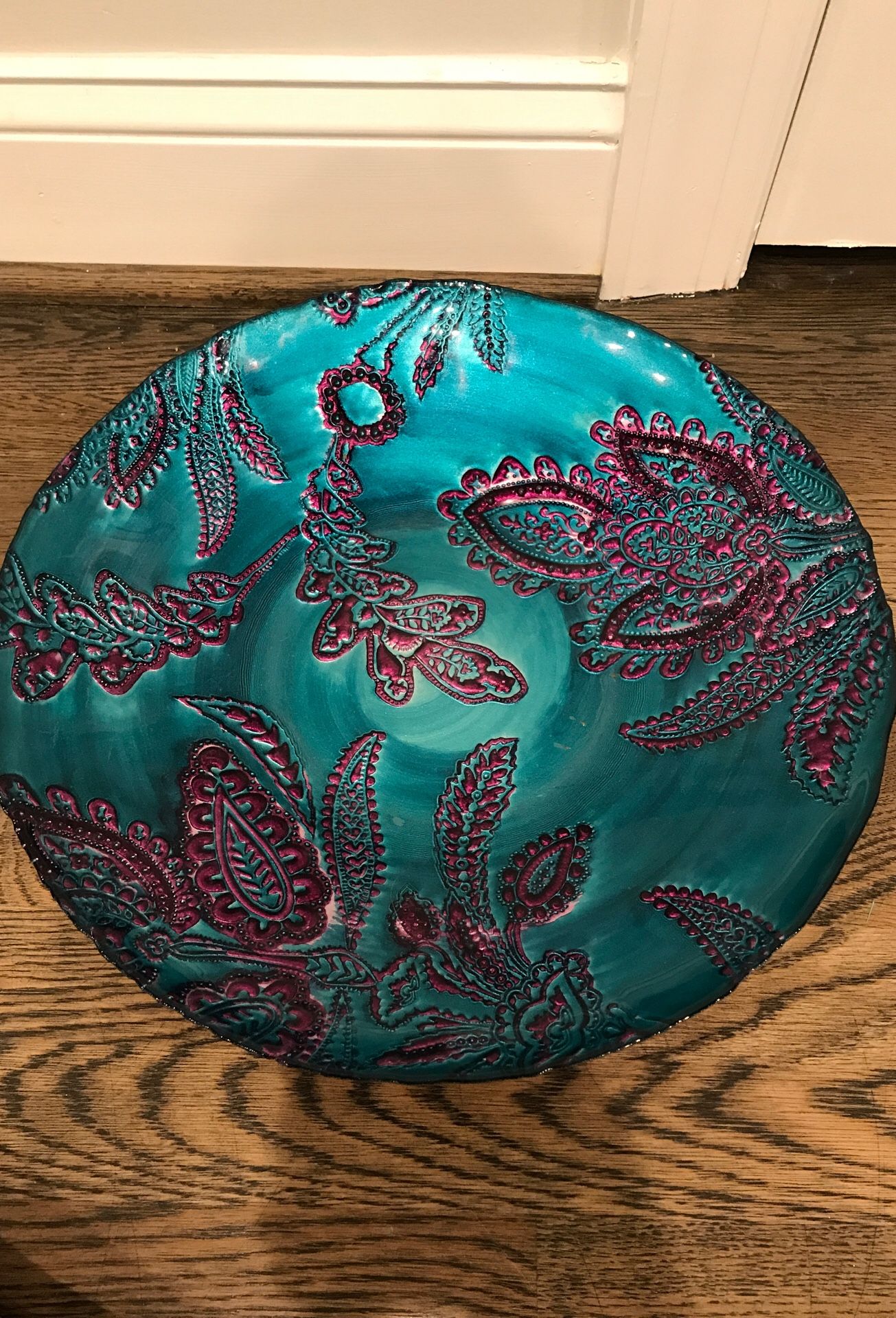 Blue and purple decor (leaf plate and big bowl)