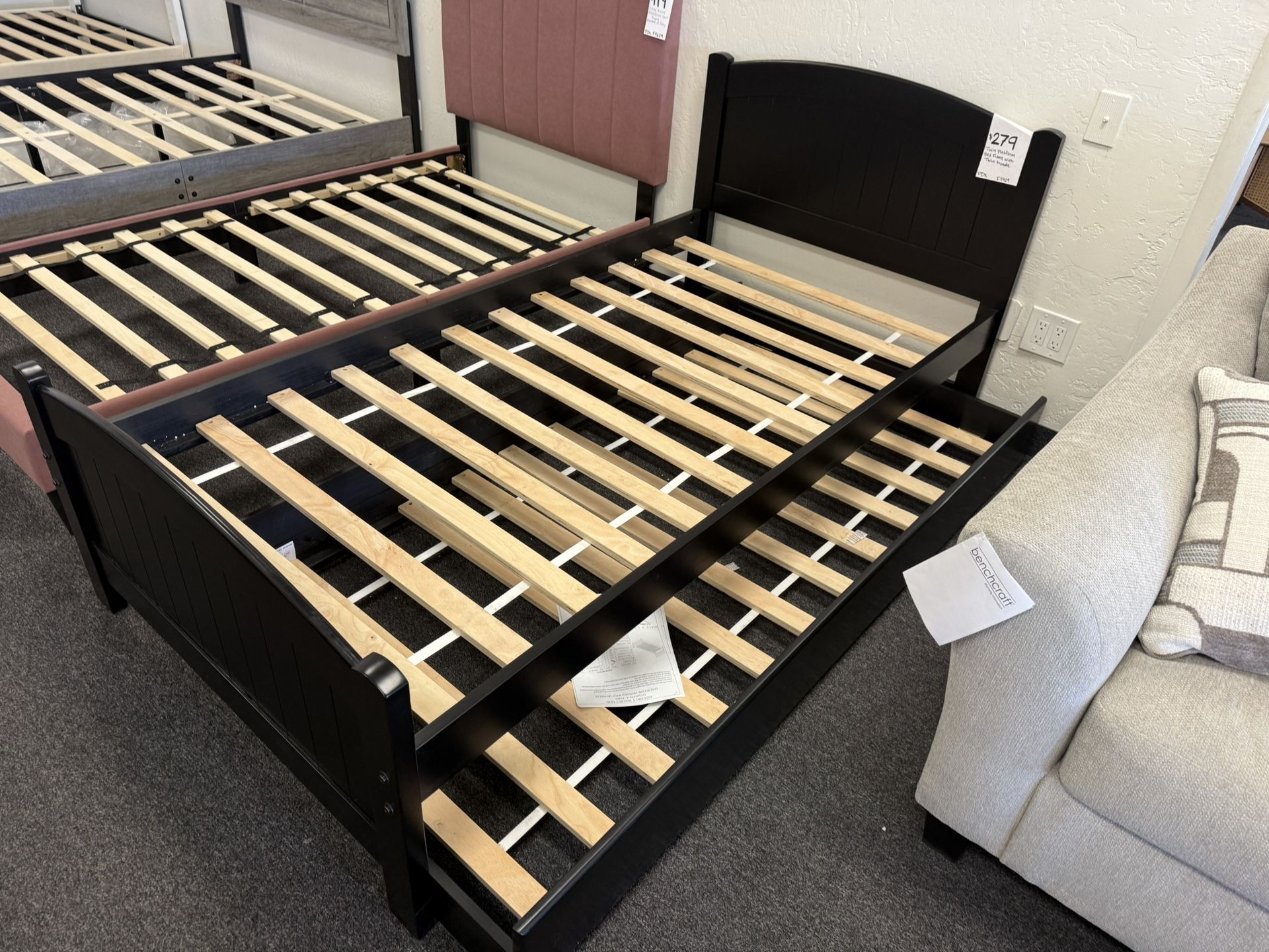 Twin Trundle Bed 