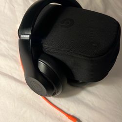 Beats Studio Pro Black