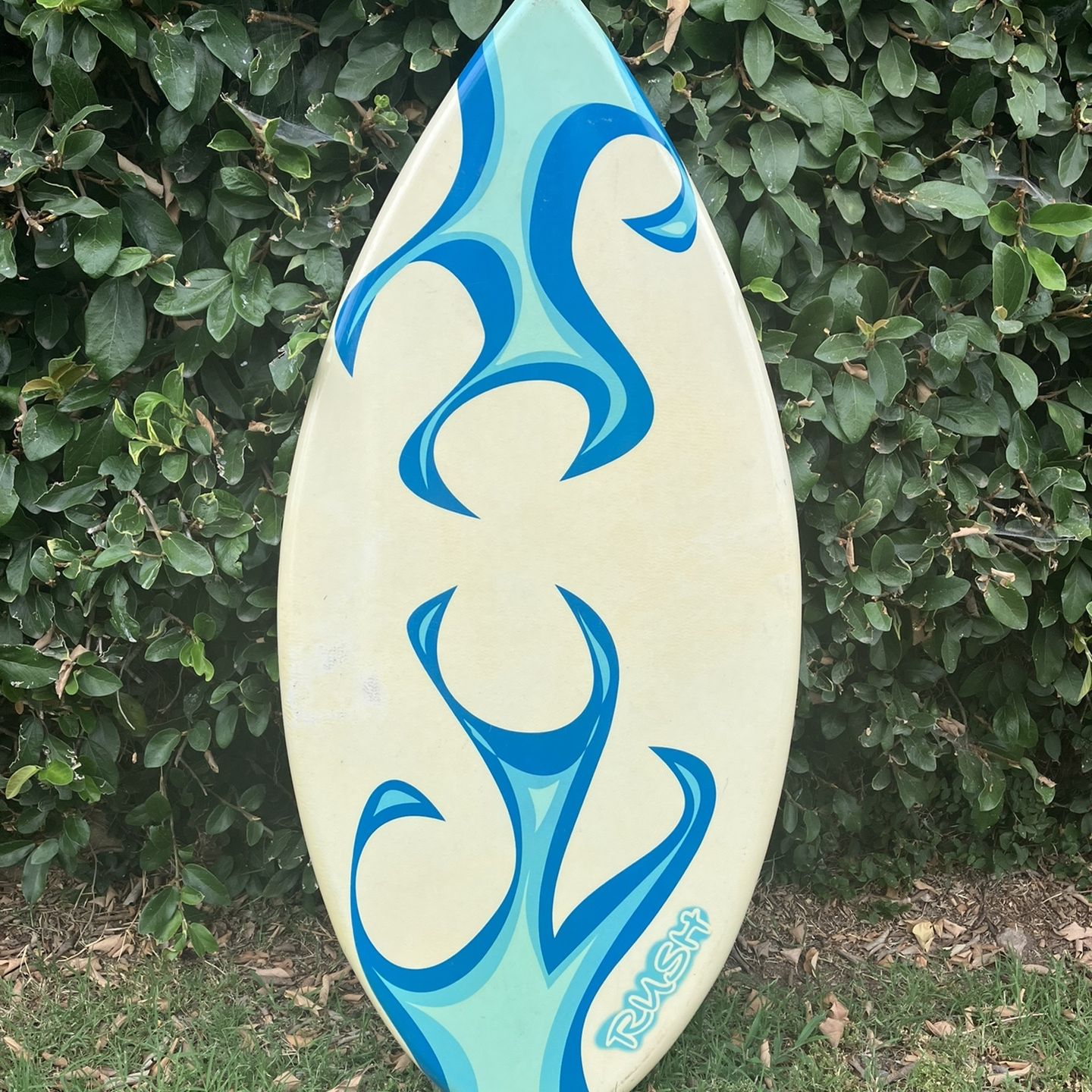 綺麗です♪ RUSH SKIMBOARDS 131cm Rush Skimboard for Sale in Redlands, CA - OfferUp