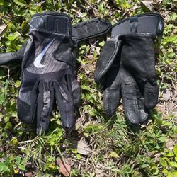X Small Nike Batting  Gloves 