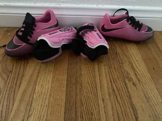 Girl Cleats