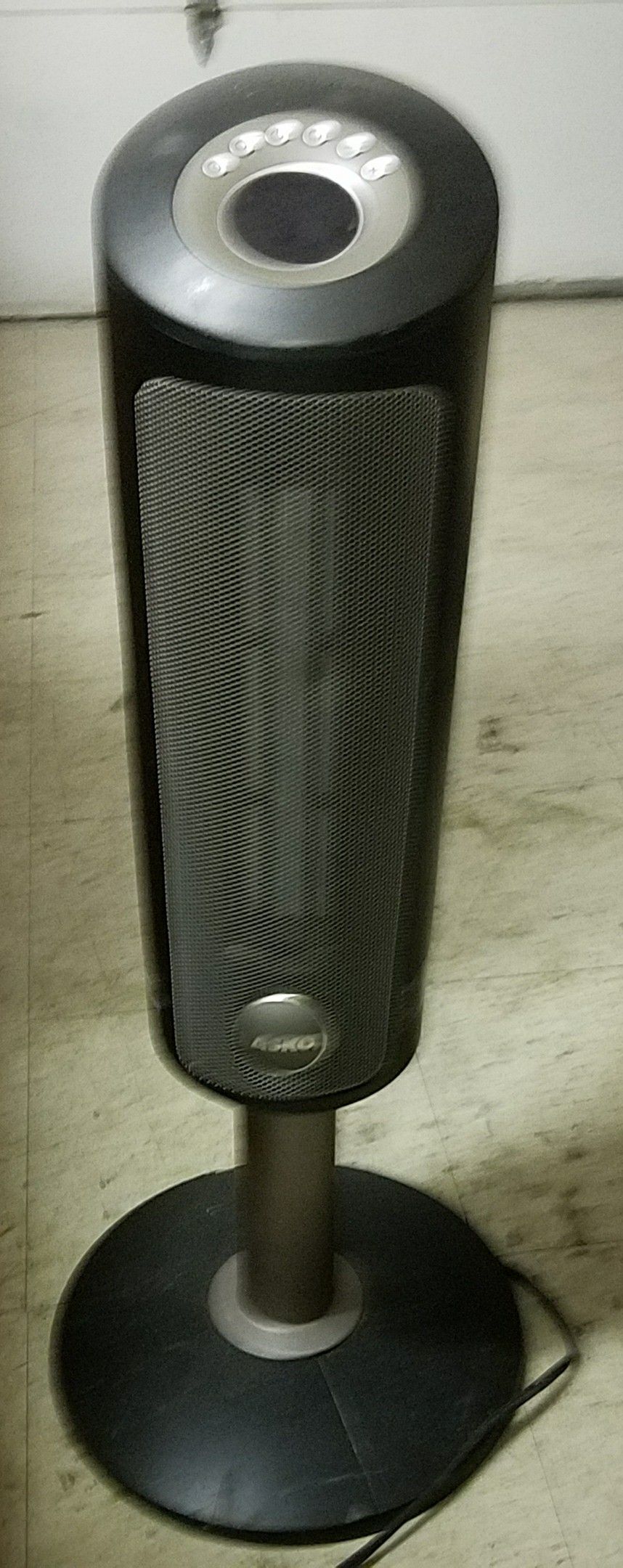 Lasko 30″ Digital Ceramic Pedestal Heater Model 6350 for Sale in Fairfield,  CA - OfferUp