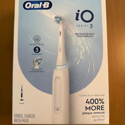 Oral-B io3 Series 3 Rechargeable Electric Toothbrush  - White - New