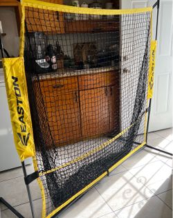 Easton 5 ft baseball/ softball net