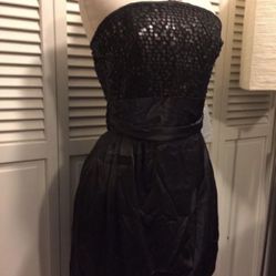 MBN Blanca Nero black 100 % silk/sequin knee length evening/formal dress 👗 Size Small 
