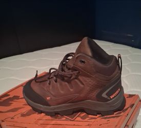Brand New Worx shoes/zapatos