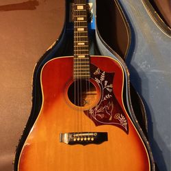 K590 Acoustic Guitar